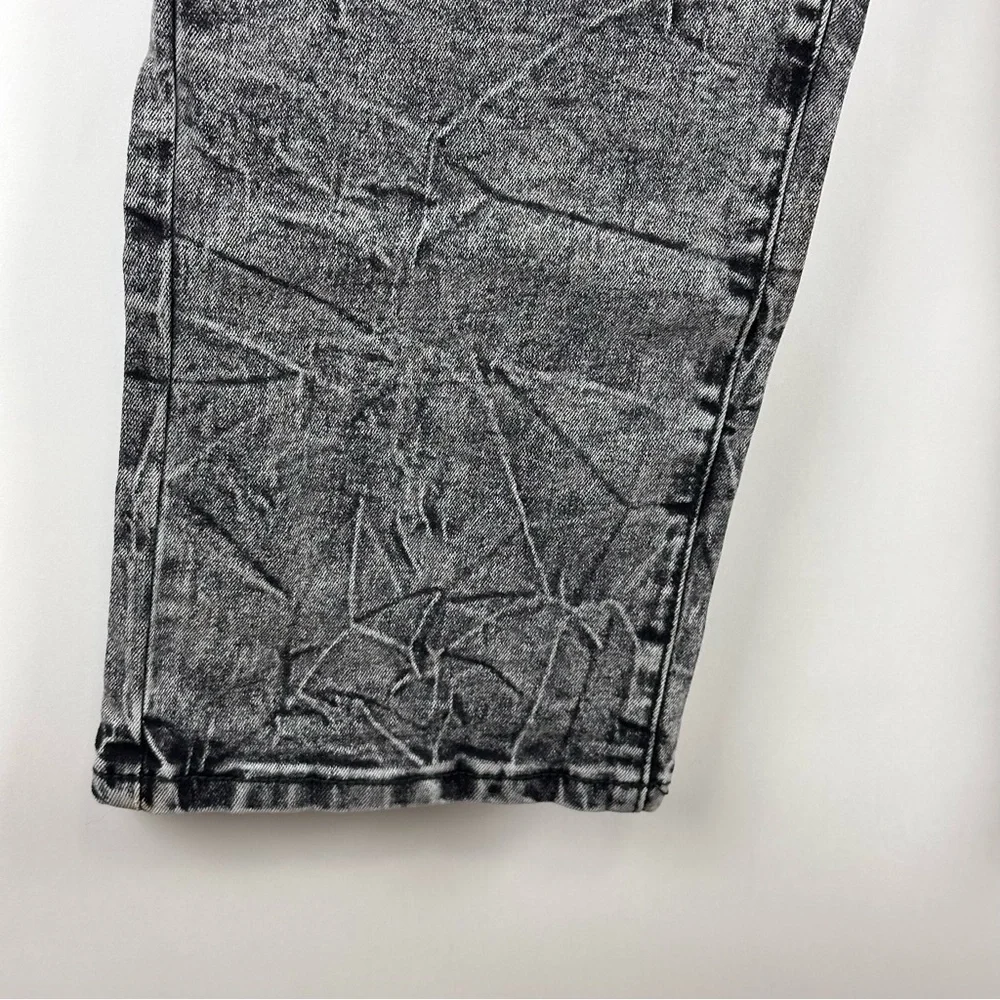 Fashion Nova Women's Straight Leg Stone Wash Jeans